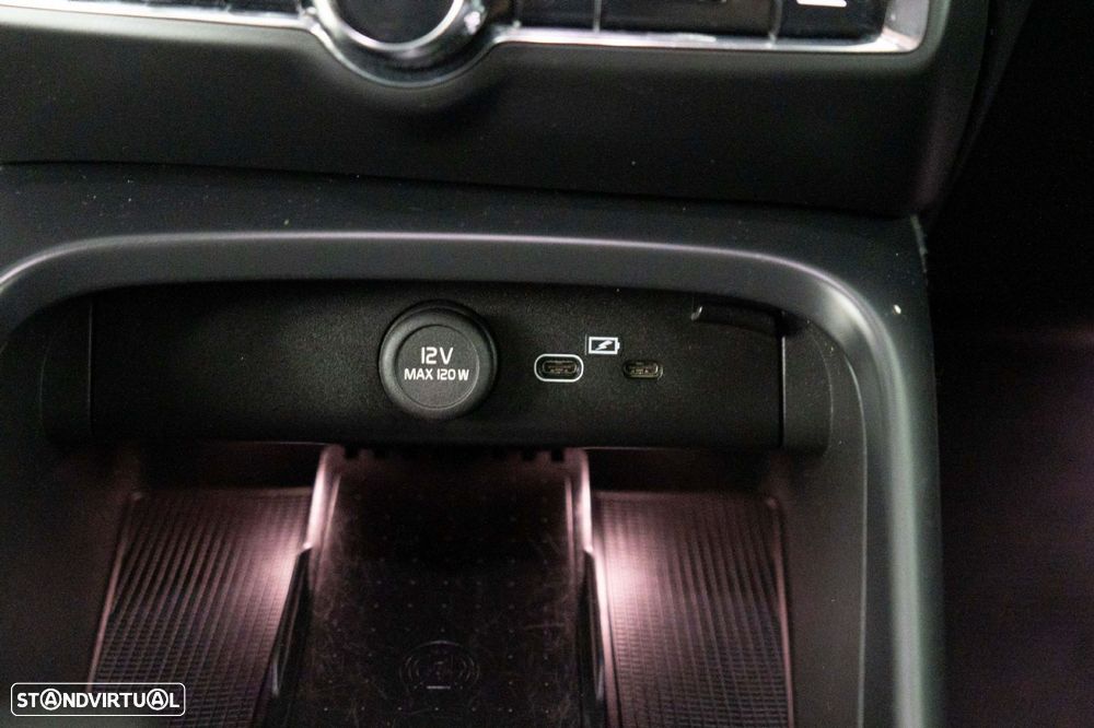 Volvo C40 Recharge Plus - 25