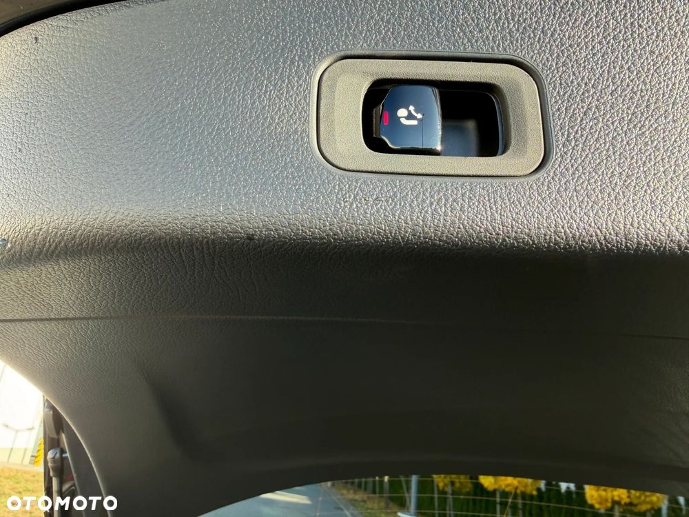 Mercedes-Benz GLC 220 d 4-Matic - 13