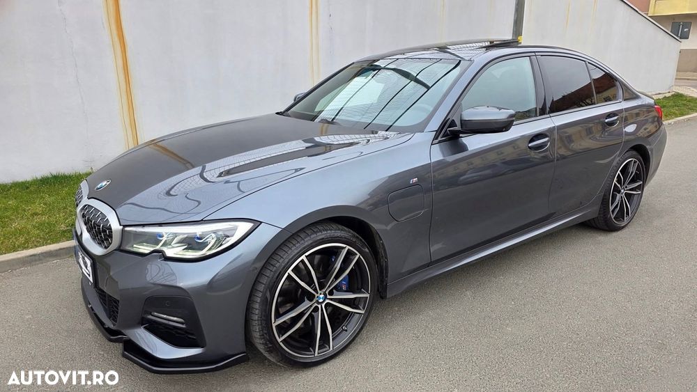 BMW Seria 3 330e xDrive Aut. M Sport - 2