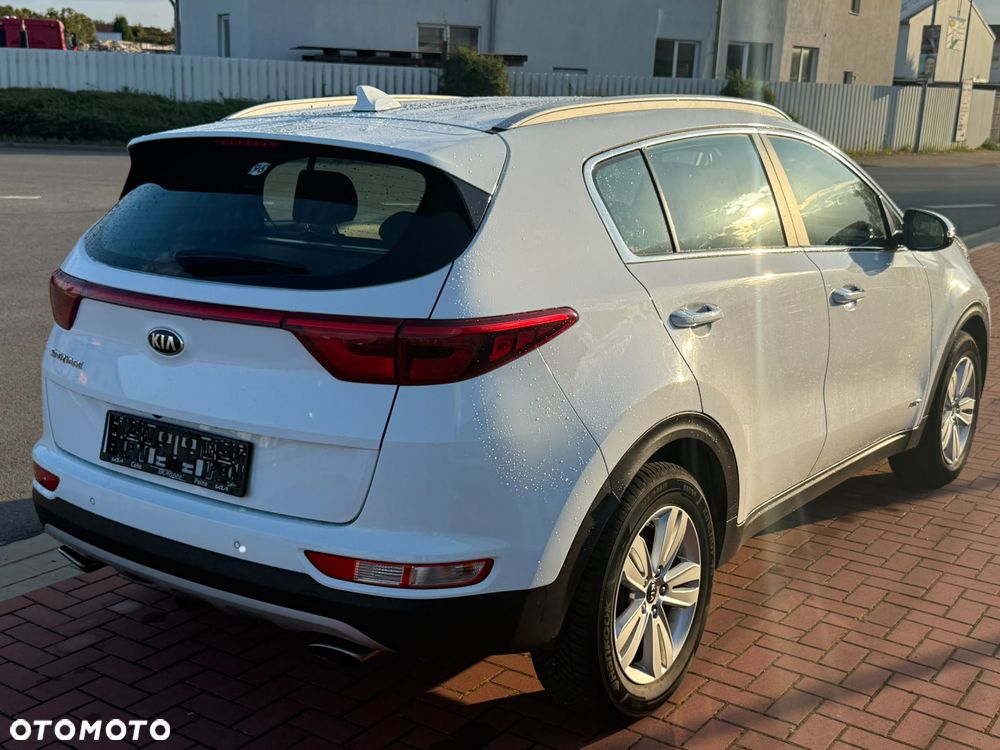 Kia Sportage 1.6 T-GDI AWD DCT SPIRIT - 4