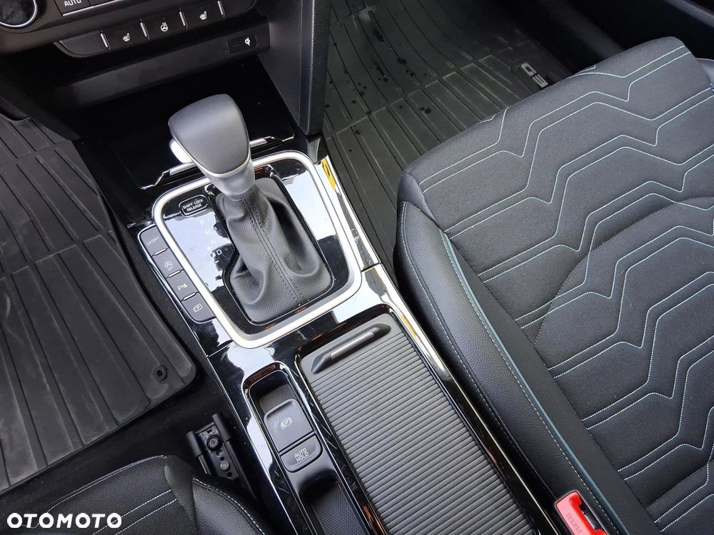 Kia XCeed 1.6 T-GDI Tribute DCT - 15