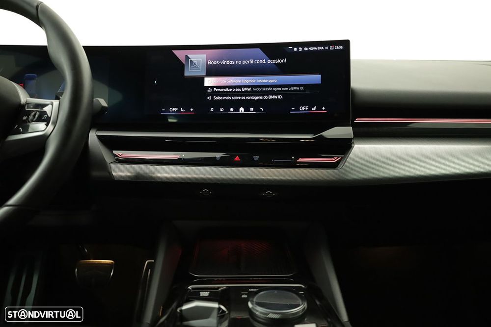 BMW 520 d Pack Desportivo M - 9