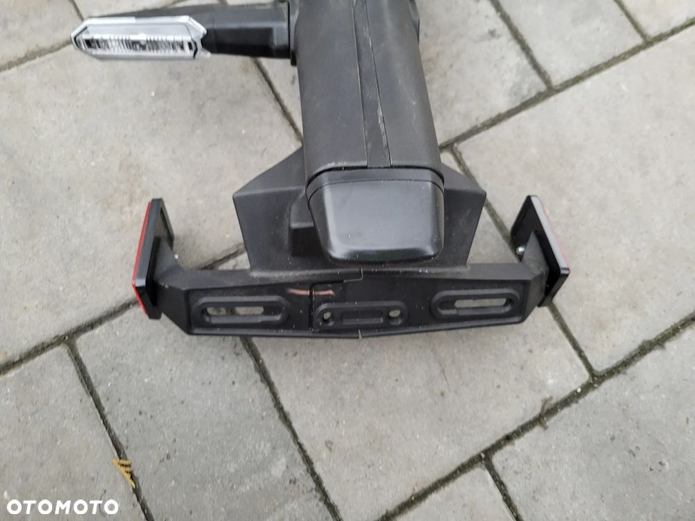 Mocowanie, podświetlanie tablicy rejestracyjnej, ogon, kierunkowskaz Kawasaki Z900 Z 900 - 6