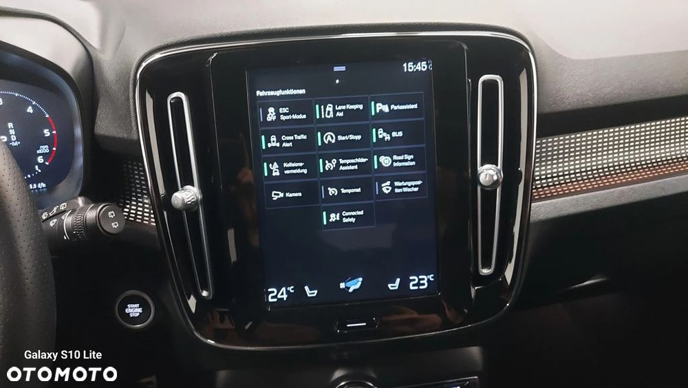 Volvo XC 40 D3 SCR R-Design - 22