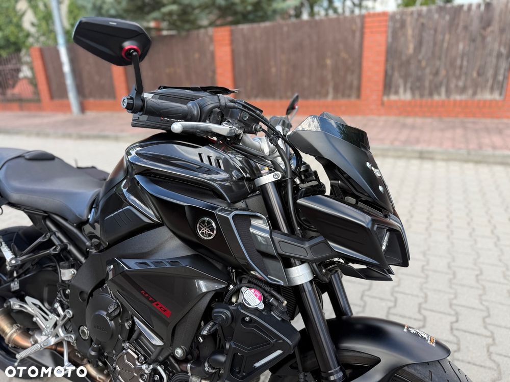 Yamaha MT - 4
