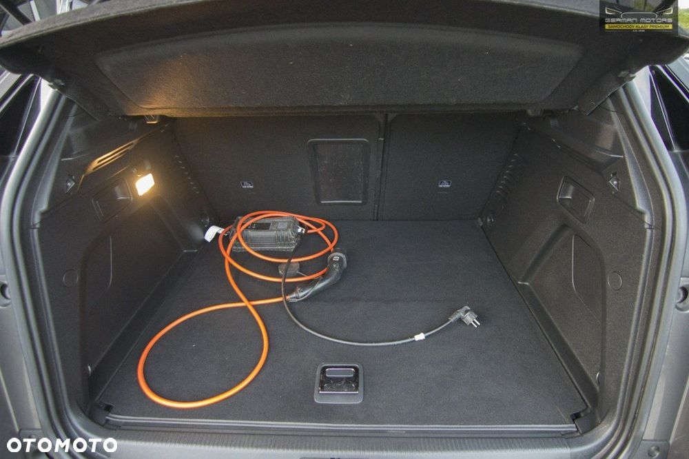 Peugeot 3008 1.6 PureTech Hybrid4 PHEV GT Pack S&S EAT8 - 33