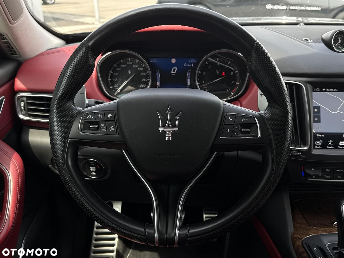 Maserati Levante Essence - 25