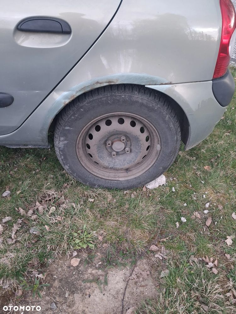 Renault Clio 1.2 Authentique - 11