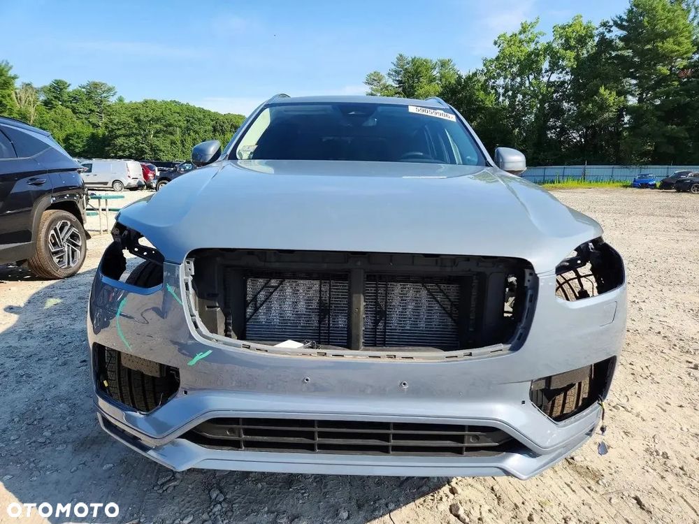 Volvo XC 90 - 5