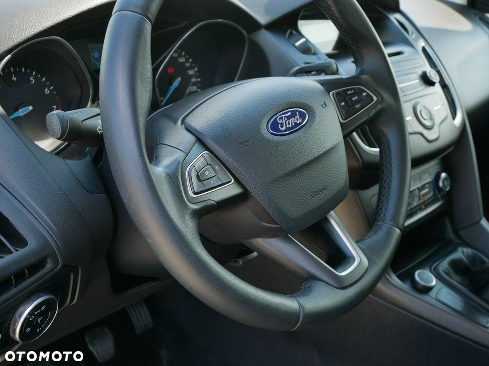 Ford Focus 1.0 EcoBoost Trend Edition - 15