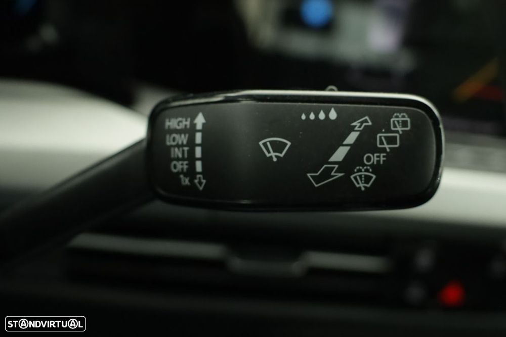 VW Golf 1.0 TSI Life - 17