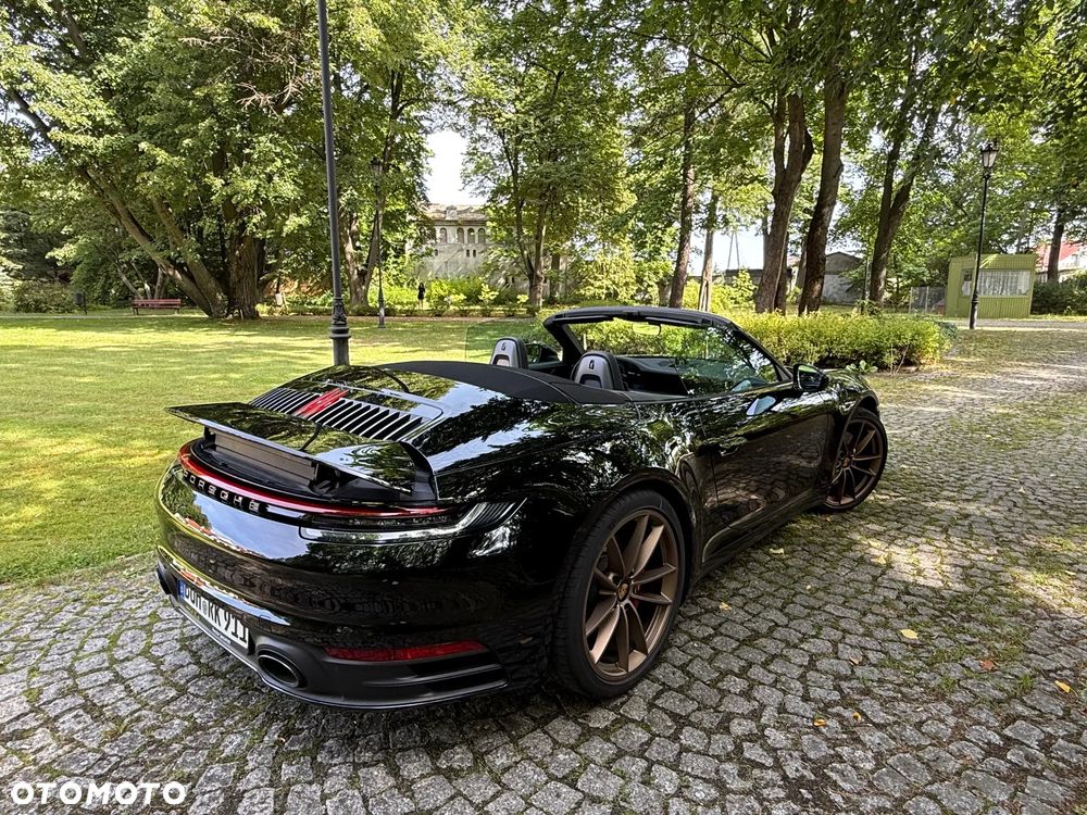 Porsche 911 Carrera 4S PDK - 18