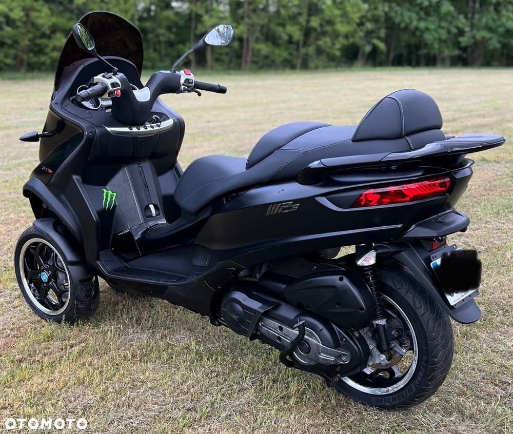 Piaggio MP-3 - 6