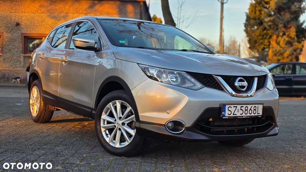 Nissan Qashqai 1.2 DIG-T N-Connecta EU6 - 6