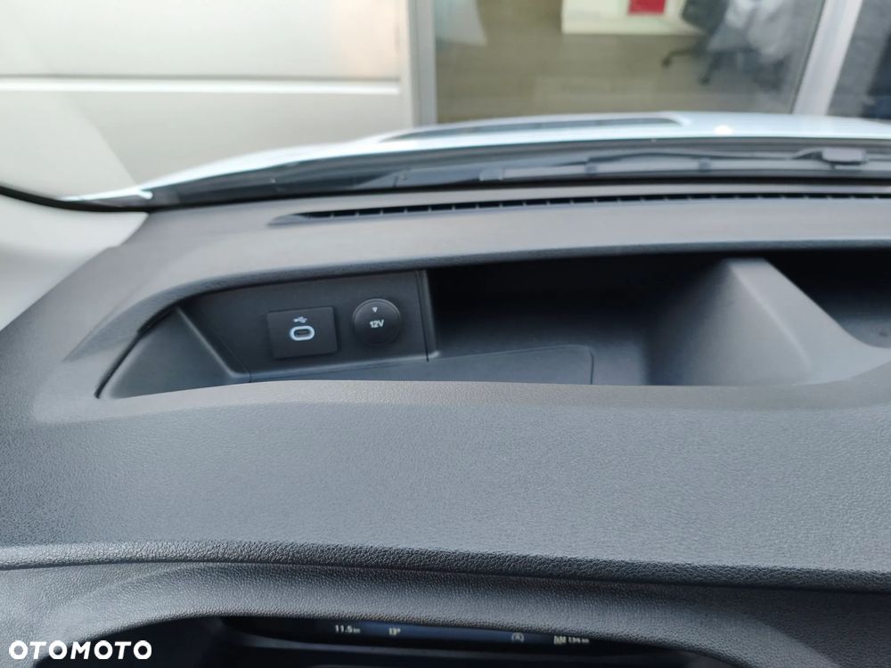 Ford Transit Podwójna kabina plandeka - 11