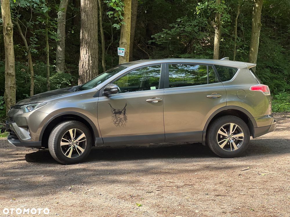 Toyota RAV4 2.0 Active 4x4 - 5