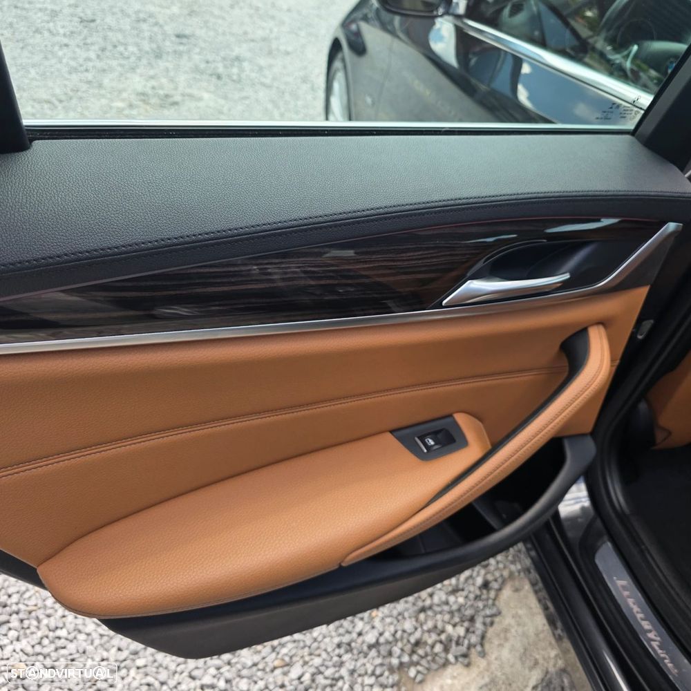 BMW 520 d Line Luxury Auto - 33