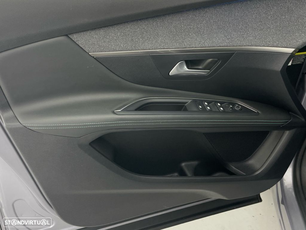 Peugeot 3008 - 18
