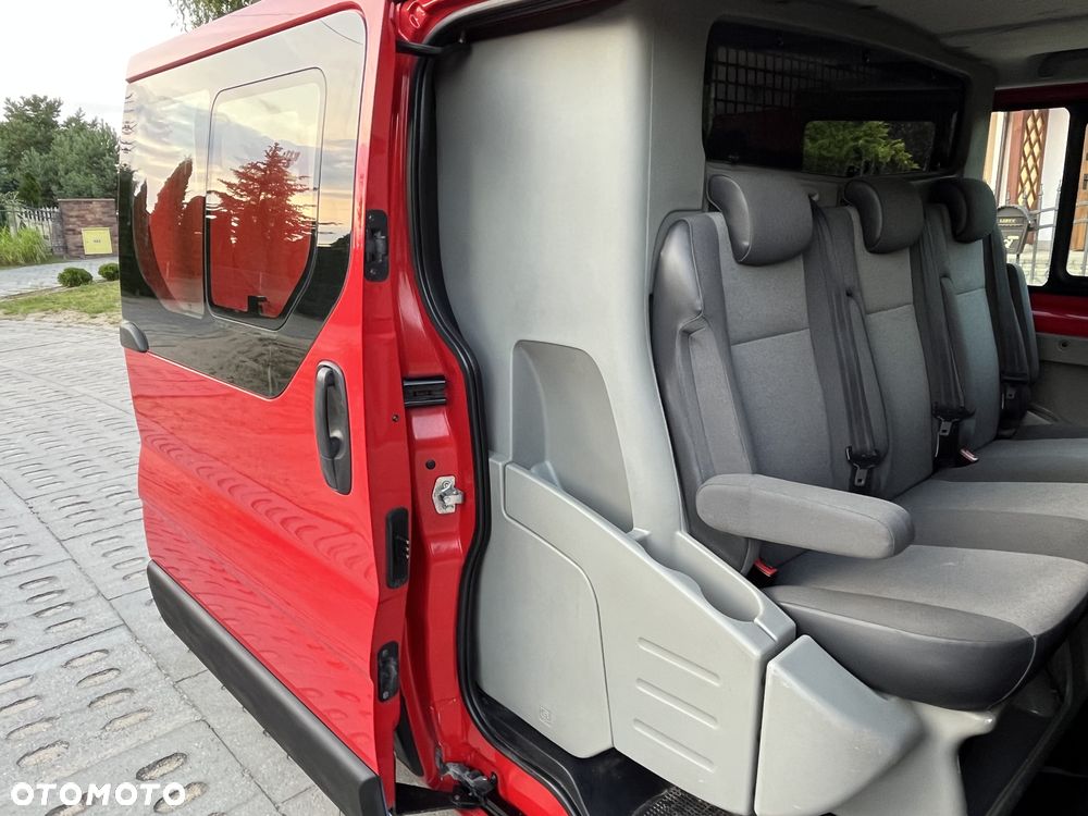 Renault Trafic LONG DOKA Holenderka 6 osobowy - 12
