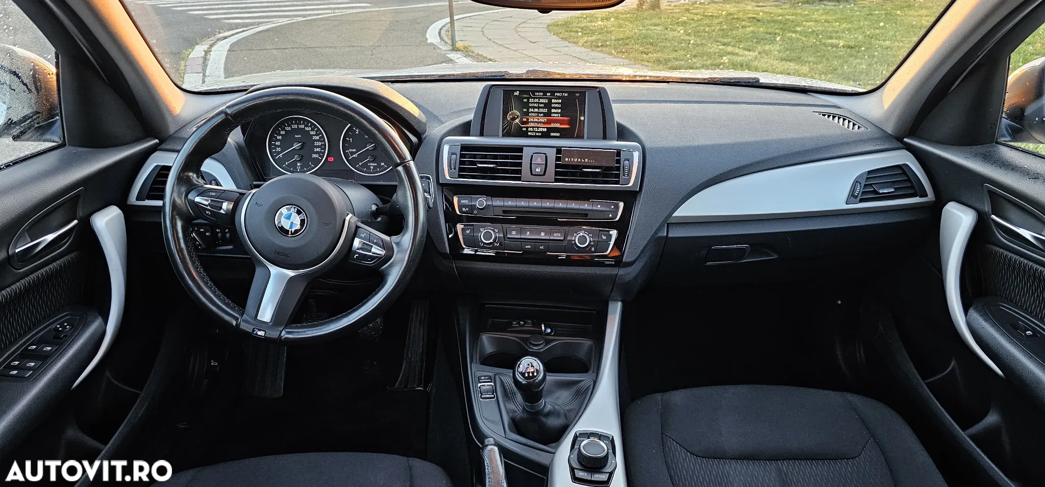 BMW Seria 1 118i - 26