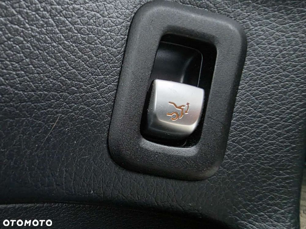 Mercedes-Benz GLC - 16