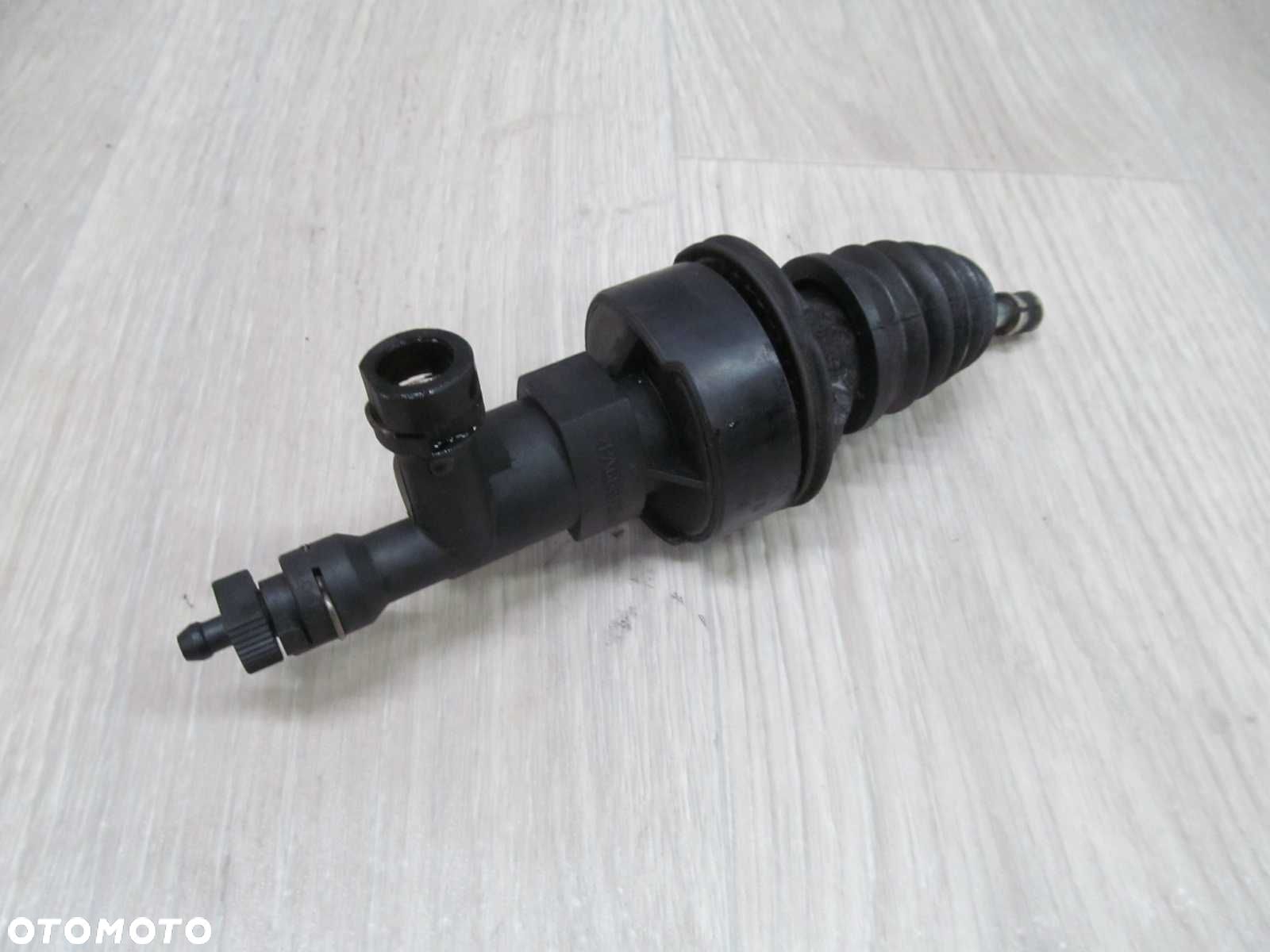 FORD TRANSIT VI 2.4 TDDI POMPA WYSPRZEGLIK SPRZEGLA 512035910 00-06 - 1