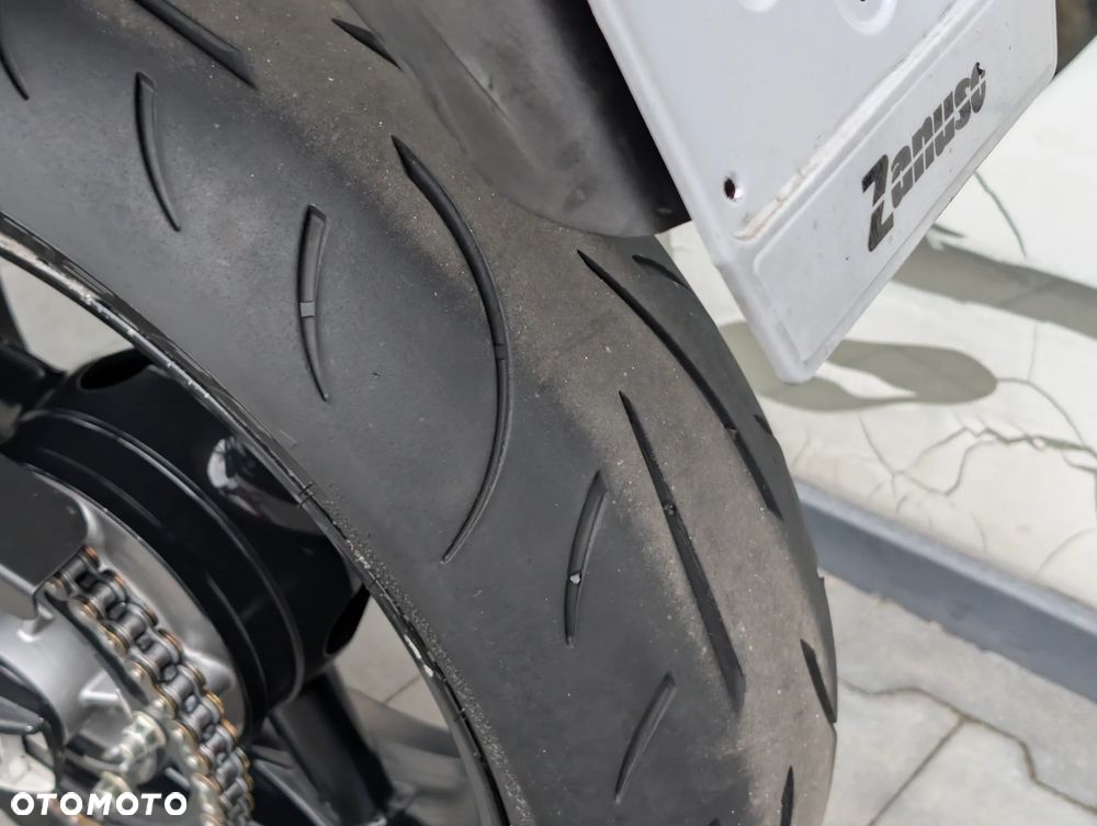 Triumph Speed Four - 5