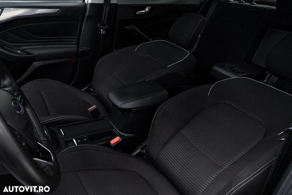Ford Focus 1.0 EcoBoost Titanium - 14