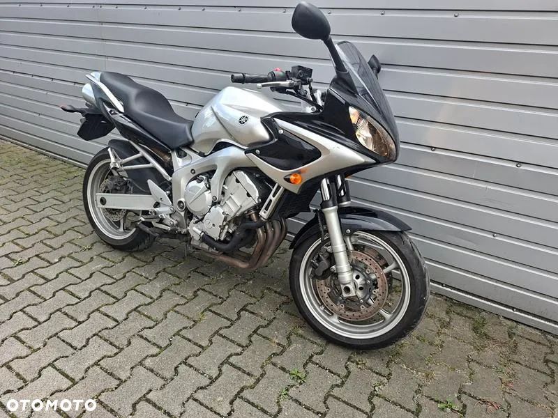 Yamaha FZ6 - 2