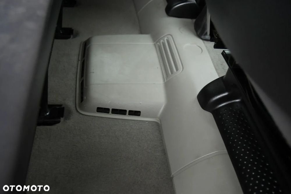 Renault Trafic Grand Passenger Black Edition - 34