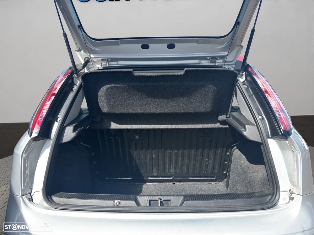 Fiat Punto 1.3 M-Jet Easy S&S - 20