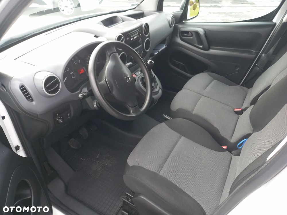 Peugeot Partner 1.6HDI 3-osob 2018 L2 Long VAT-23% Salon PL Klima Tempomat Długi - 7