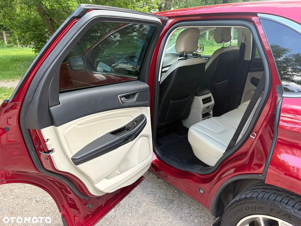 Ford Edge - 24