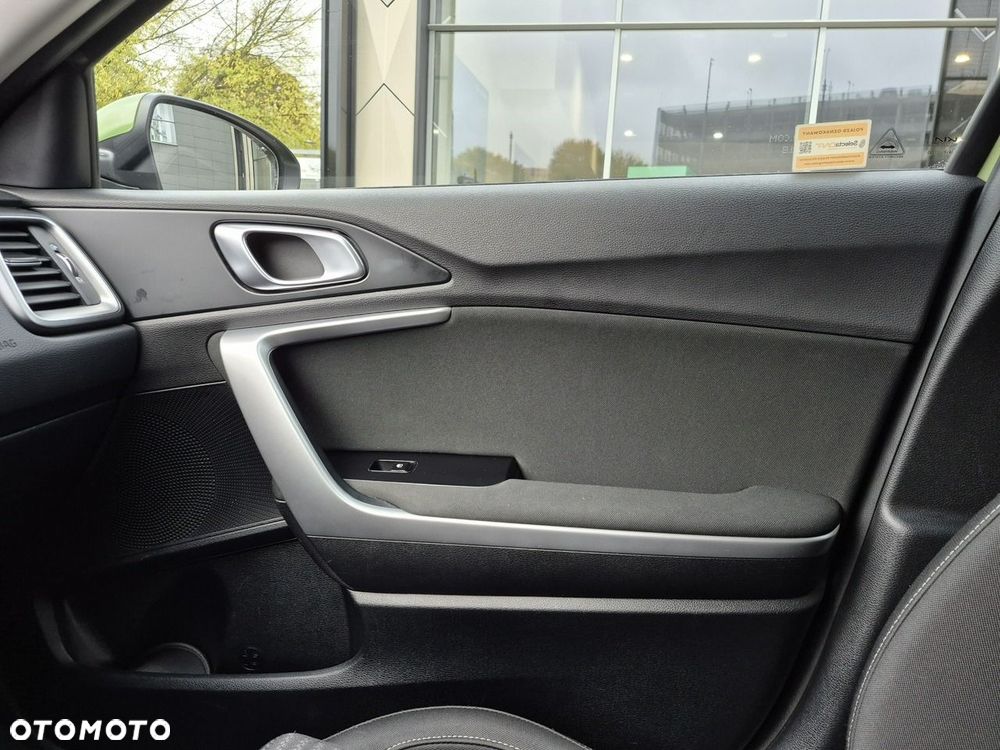 Kia XCeed 1.5 T-GDI M DCT - 38