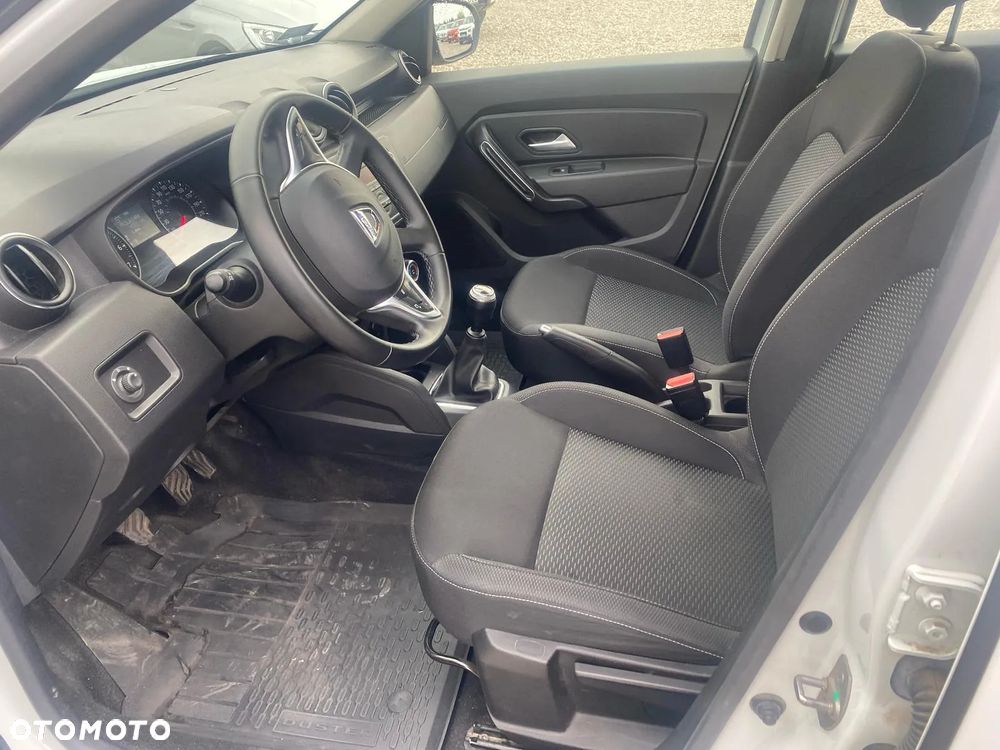 Dacia Duster 1.6 SCe S&S - 12