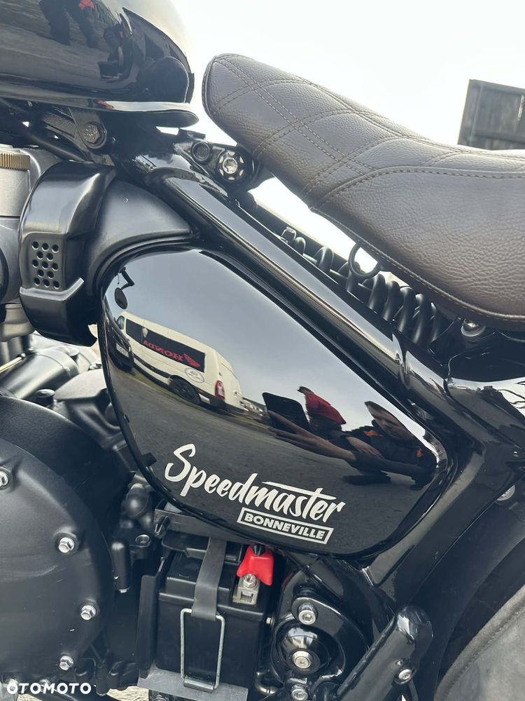 Triumph Speedmaster - 10