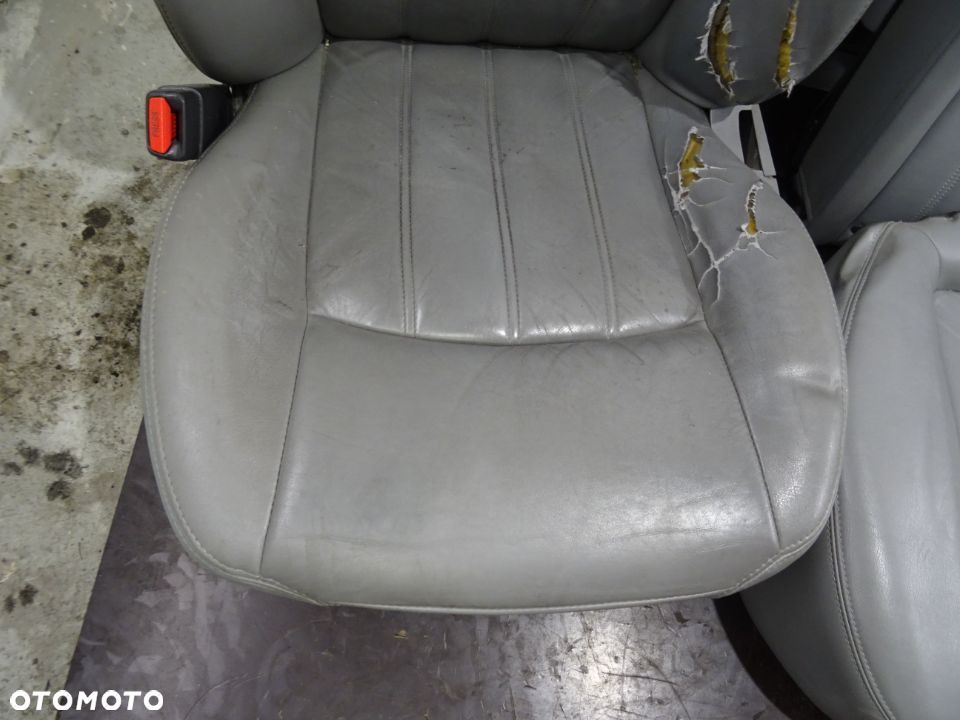 CHRYSLER 300C 04-10 KOMBI 3.0 CRD FOTELE GRZANE PRZÓD TYŁ - 3