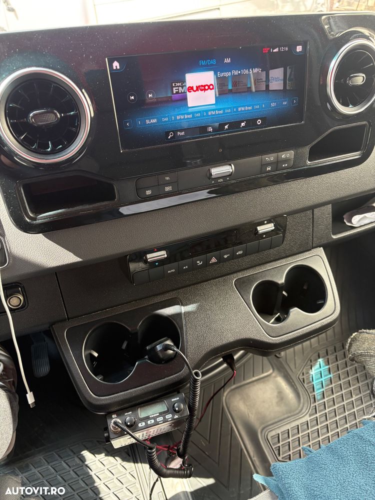 Mercedes-Benz Sprinter - 8