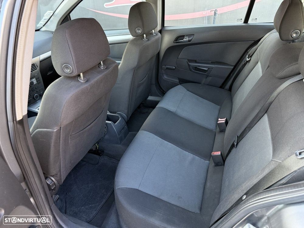 Opel Astra 1.4 Enjoy - 14