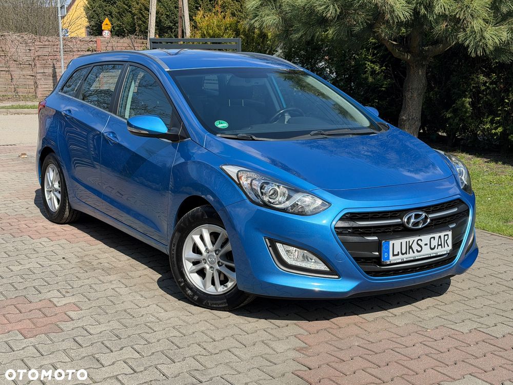 Hyundai i30 Kombi 1.6 GDi DCT Premium - 40
