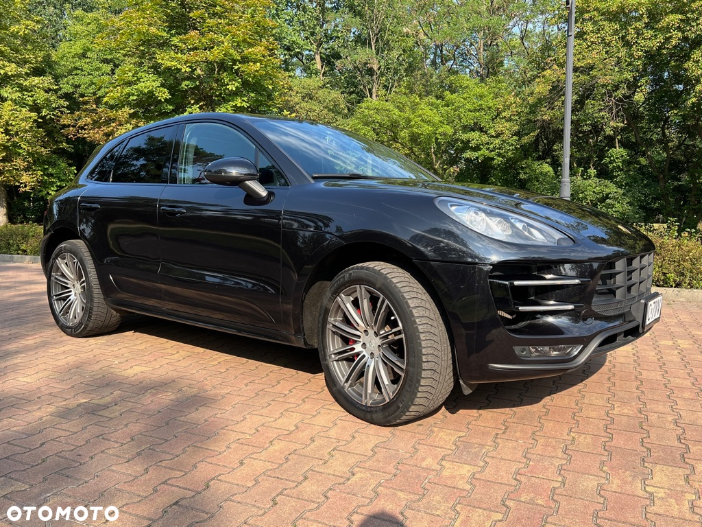 Porsche Macan Turbo - 14