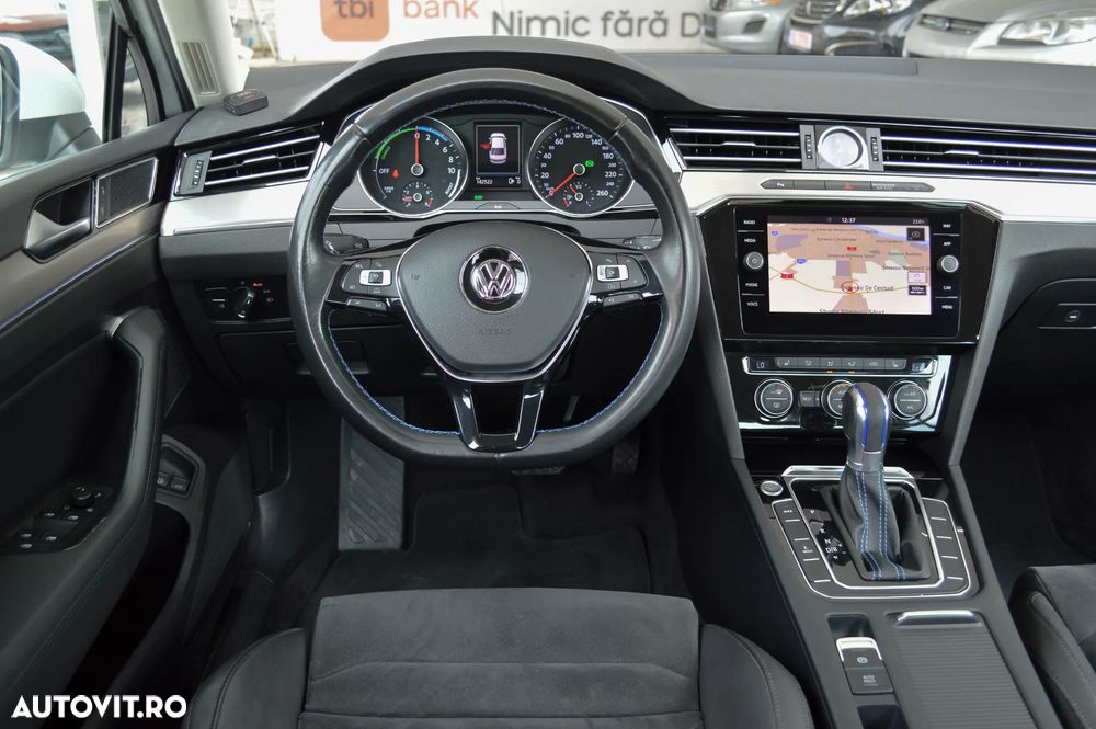 Volkswagen Passat 1.4 TSI DSG GTE - 24