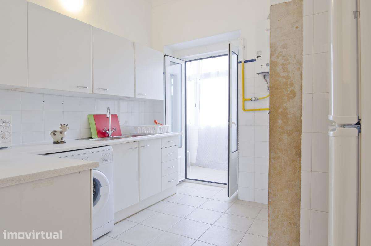 Quarto - localizado em Entrecampos Lisbon - Grande imagem: 4/14