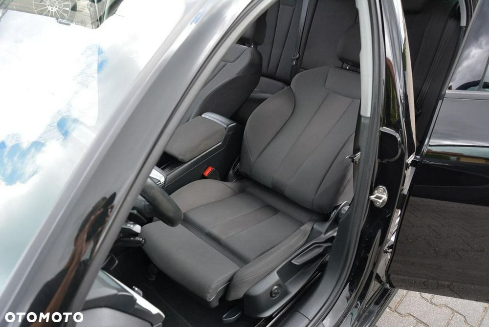 Audi A4 Avant 40 TDI mHEV S Line S tronic - 21