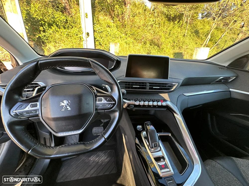 Peugeot 3008 BlueHDi 130 Stop & Start EAT8 Allure Pack - 6