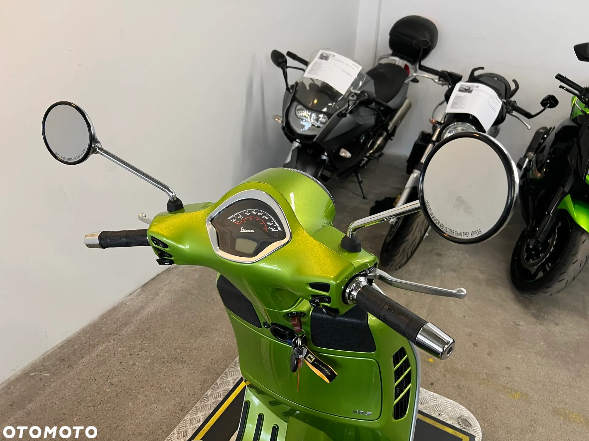 Vespa GTS - 13
