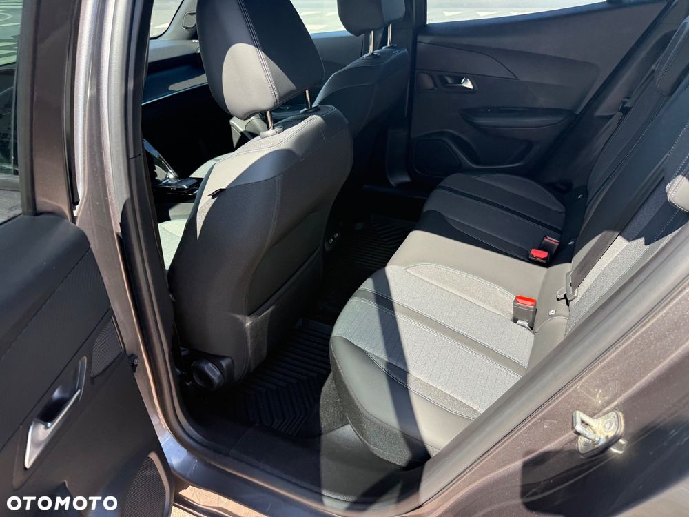 Peugeot 2008 PureTech 130 Stop&Start EAT6 Black Edition - 13