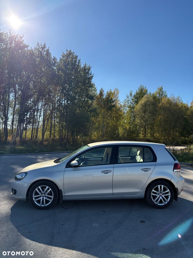 Volkswagen Golf - 5
