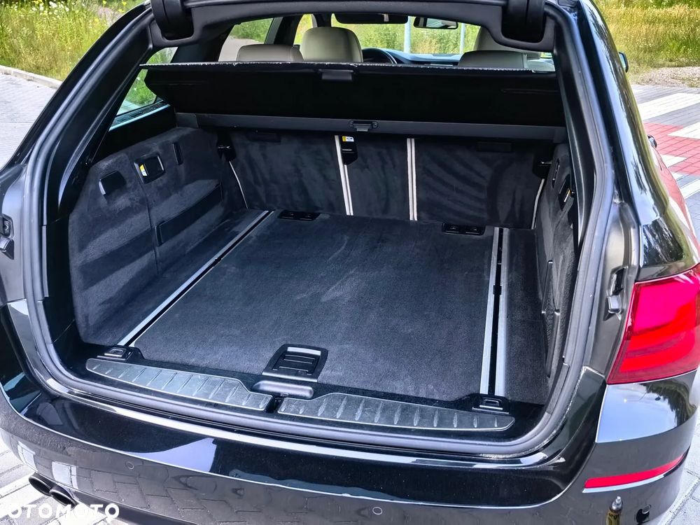 BMW Seria 5 520d - 34