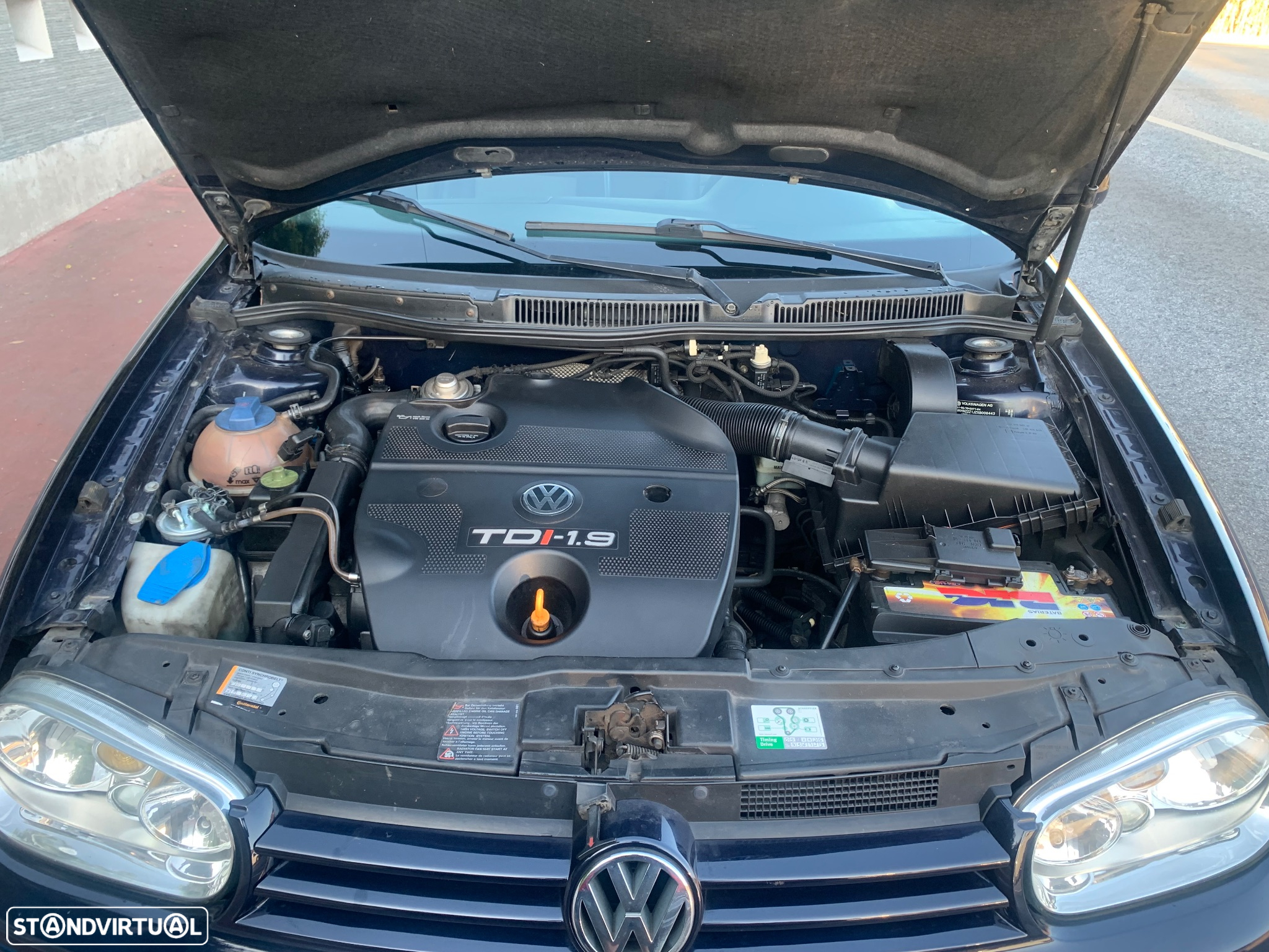 VW Golf 1.9 TDi Highline - 14